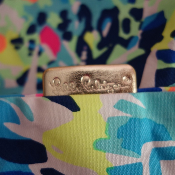 NEW Lilly Pulitzer Drawstring DiveIn Print Bag - Picture 6 of 6